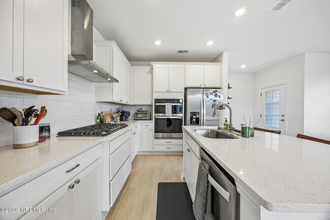 Building Photo - 149 Silver Myrtle Ct