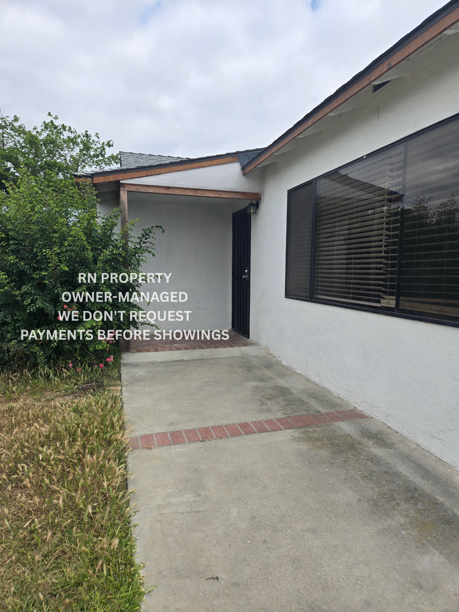 Front Walkway to Unit - 14510 Placid Dr
