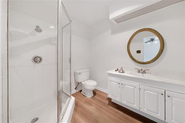 Building Photo - 3021 Pinewood Dr