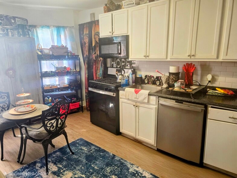 Building Photo - 19 Rossmore Pl