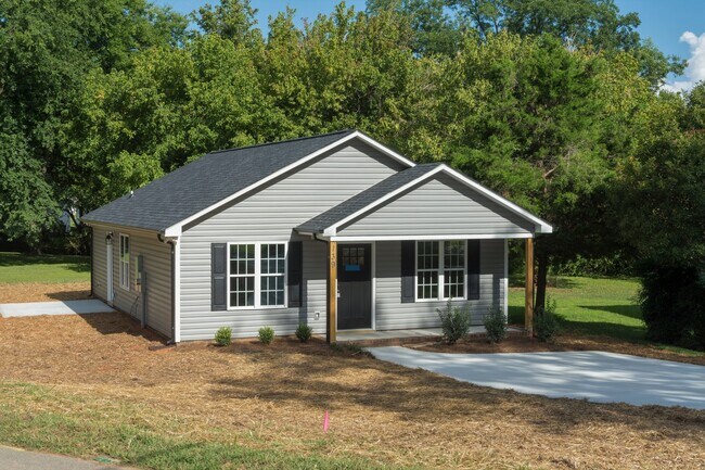 Building Photo - Beautiful  Home Available for Rent in SW Concord, NC