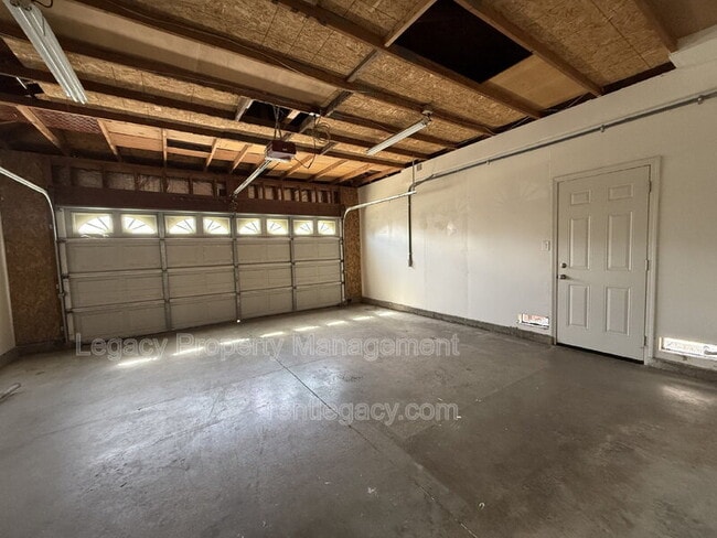 Building Photo - 403 Munden Ct