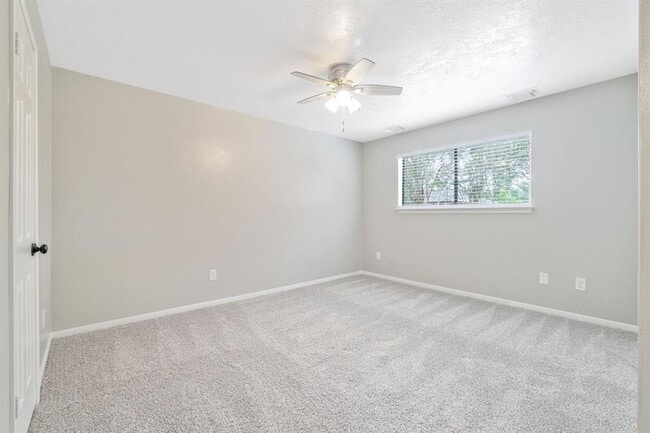 Building Photo - 23311 Montague Dr