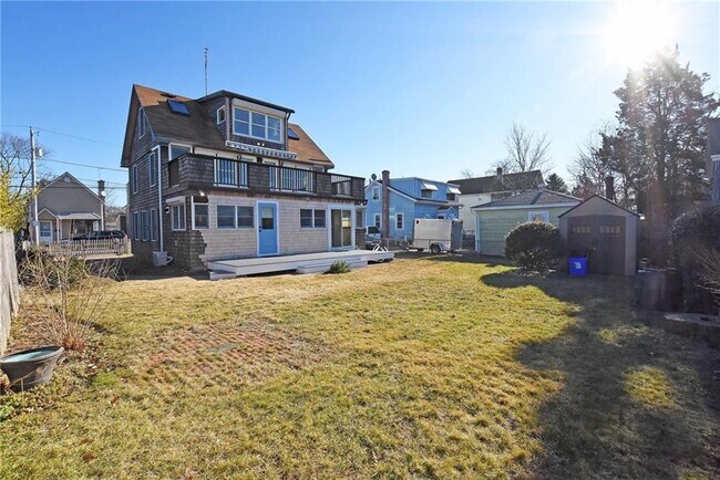Building Photo - 54 Blanding Ave