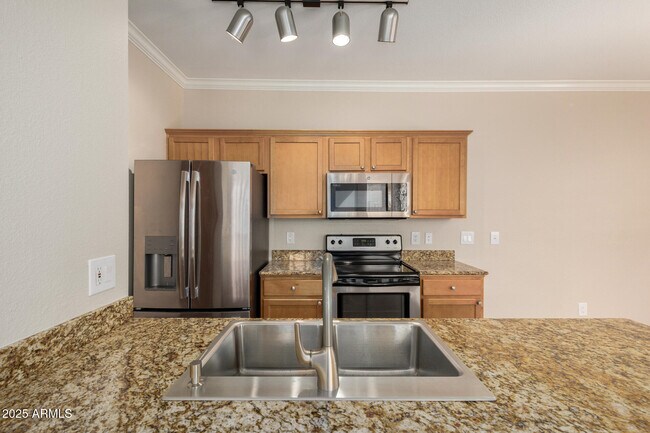 Building Photo - 7009 E Acoma Dr