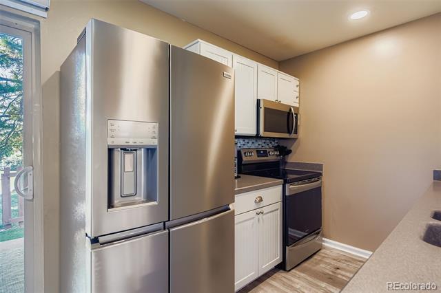 Building Photo - 4234 W Pondview Dr