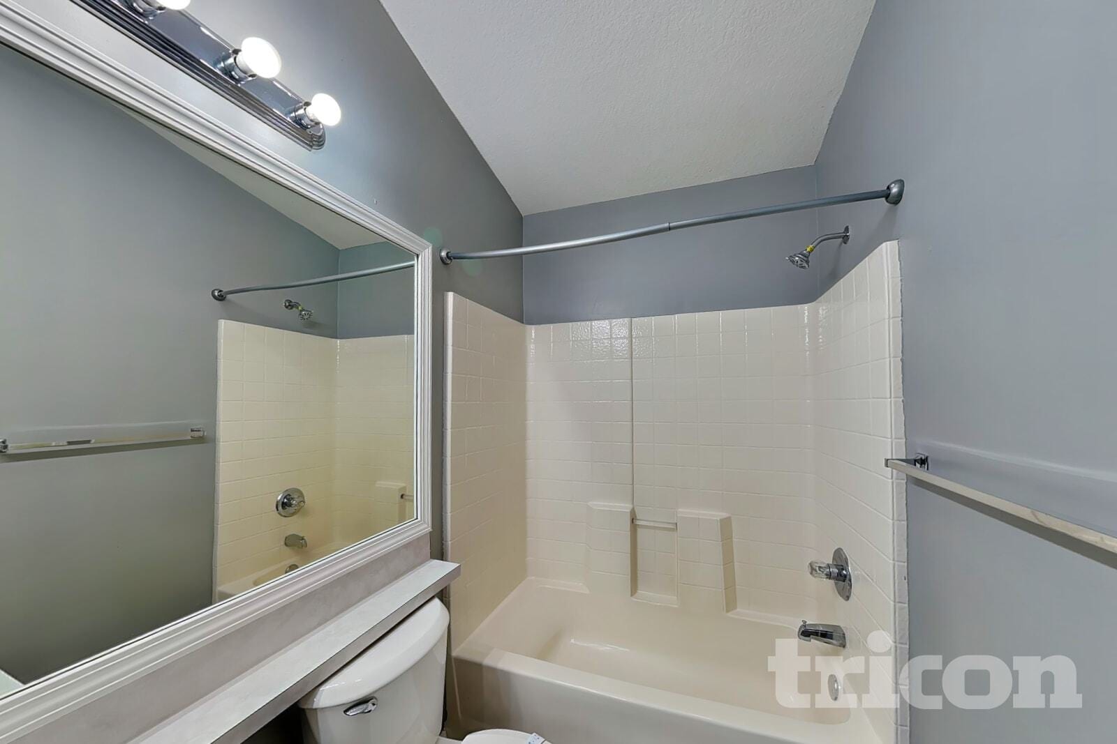 Building Photo - 1627 Mosaic Forest Dr