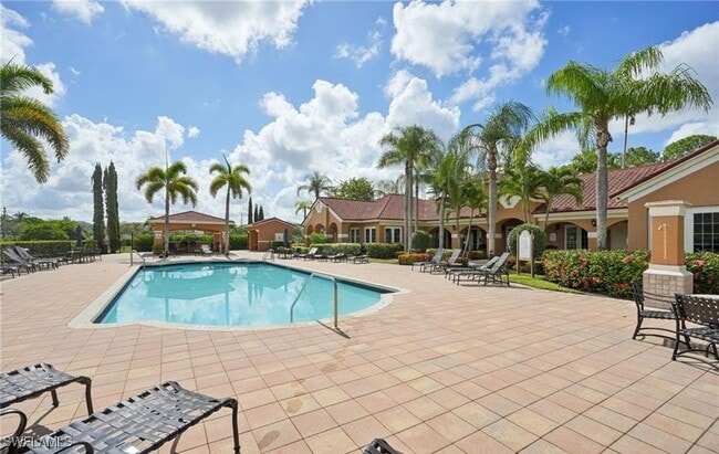 Building Photo - 1840 Florida Club Cir
