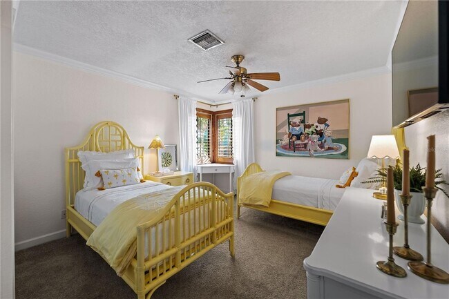 Building Photo - 731 Texas St