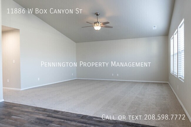 Building Photo - 11886 W Box Canyon St-