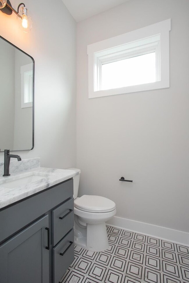 Building Photo - 1611 Century St