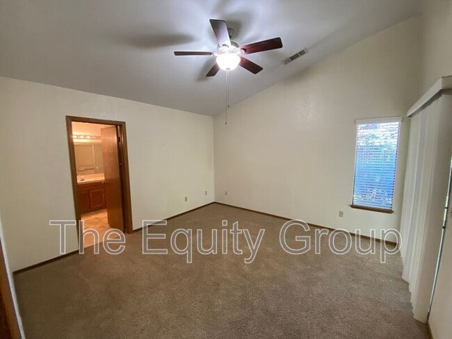 Building Photo - 1348 E Ferguson Ct