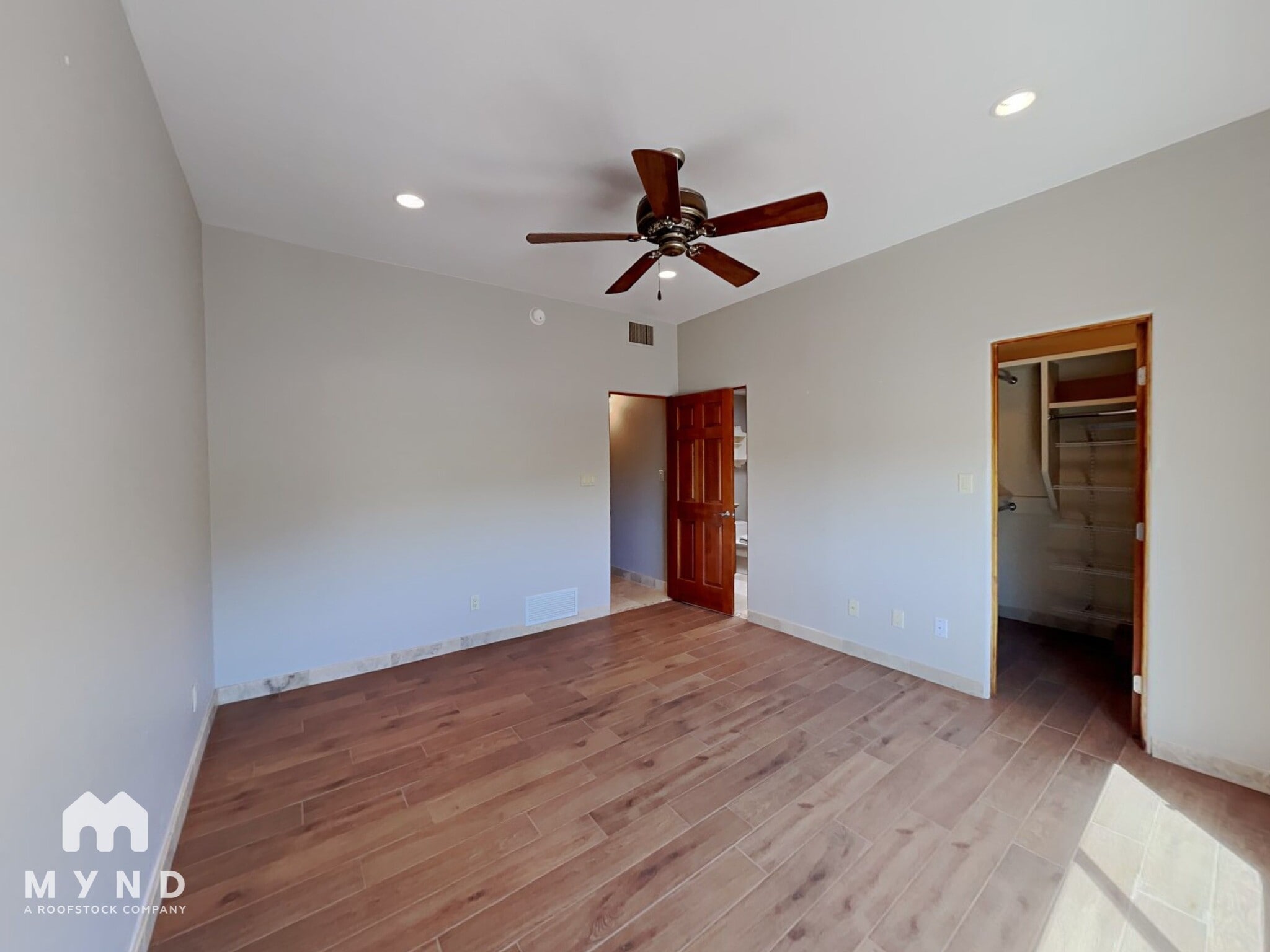 Building Photo - 5727 N PSO Ventoso