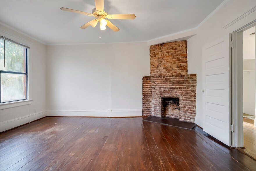 Building Photo - 740 Oakland Ave SE