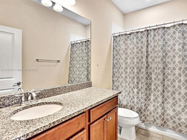 Building Photo - 3976 Poinciana Ln
