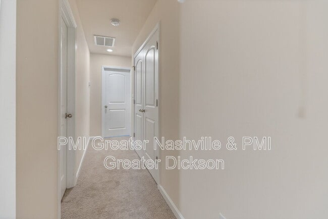 Building Photo - 305 Masters Way