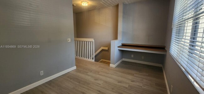 Building Photo - 211 Mallory Ct