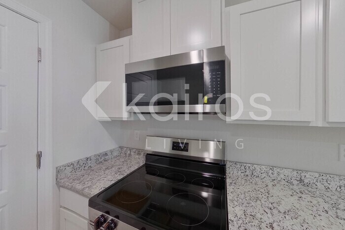 Building Photo - 14274 Ruffian Ave