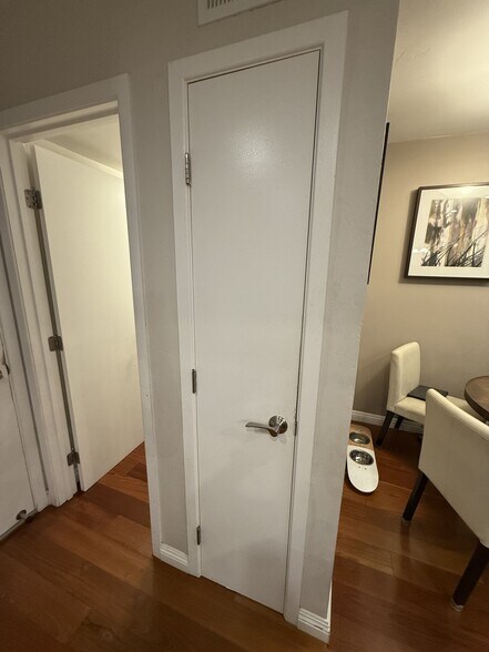 Building Photo - 4130 Porte de Palmas