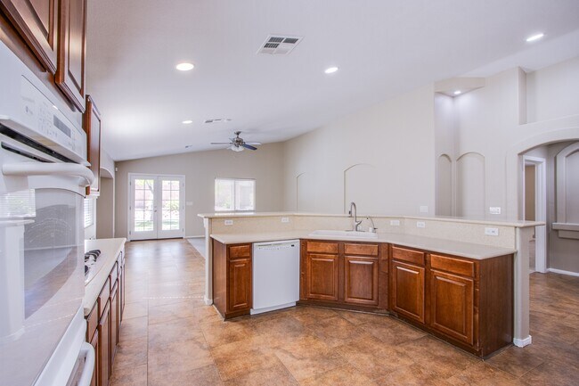 Building Photo - 8161 Walton Mills Ct