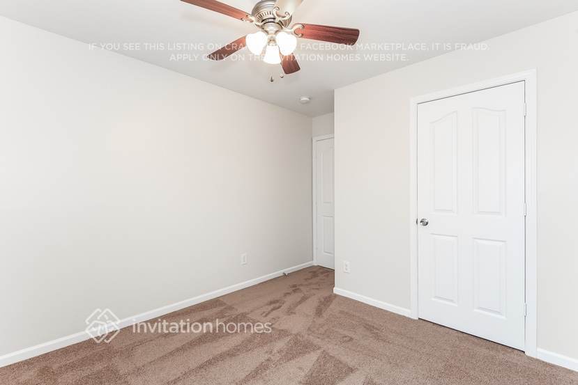 Building Photo - 310 Holton Dr