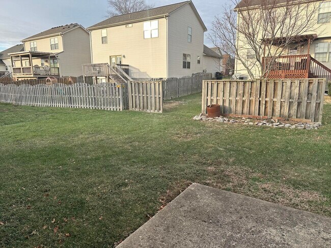 Building Photo - 107 Sea Pines Way