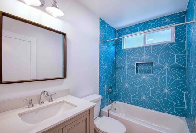 Building Photo - 3185 Larga Ave