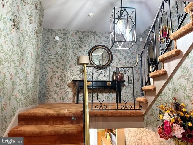 Building Photo - 600 Glenside Rd