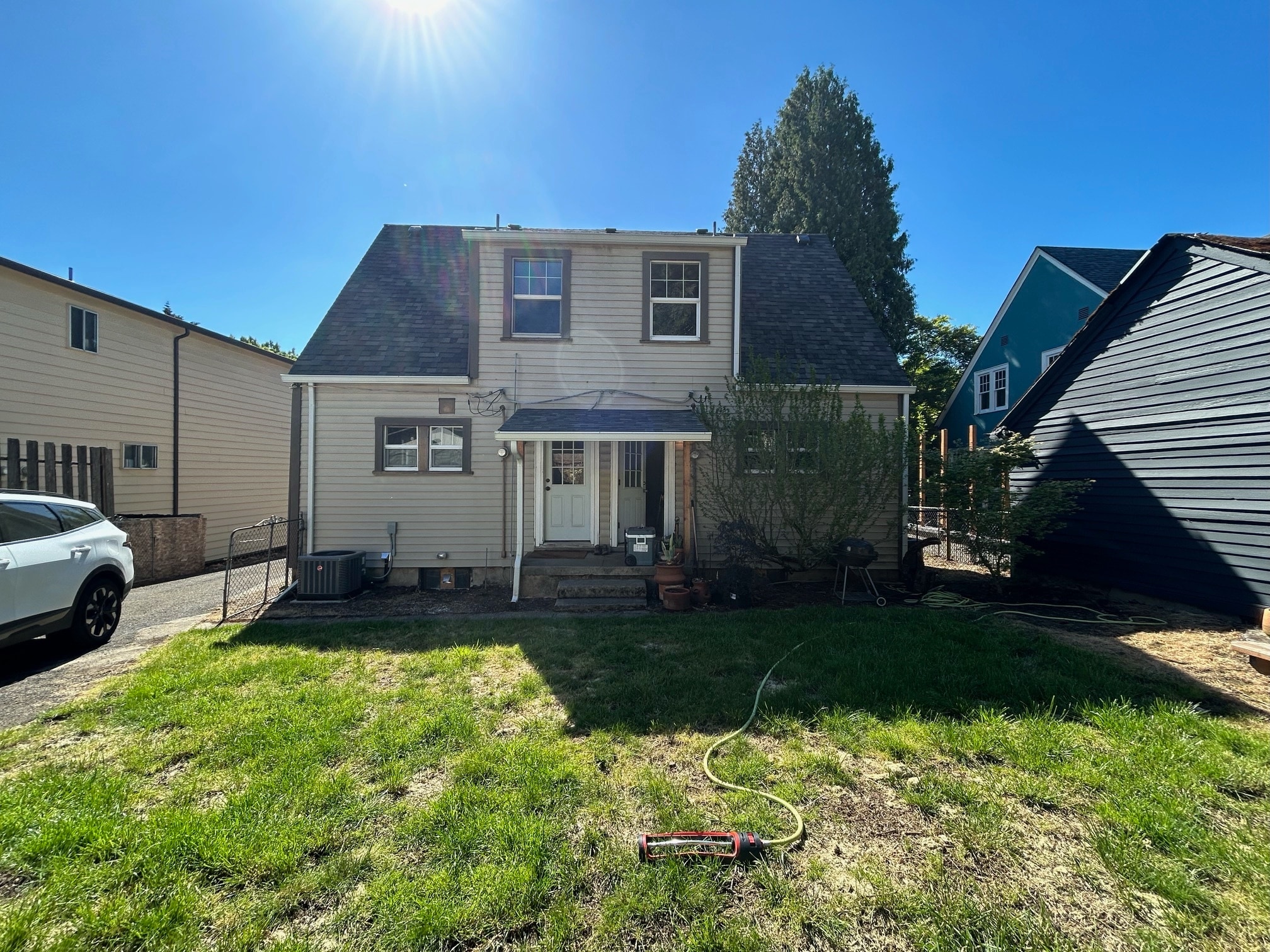 Building Photo - 1222 SE 23rd Ave