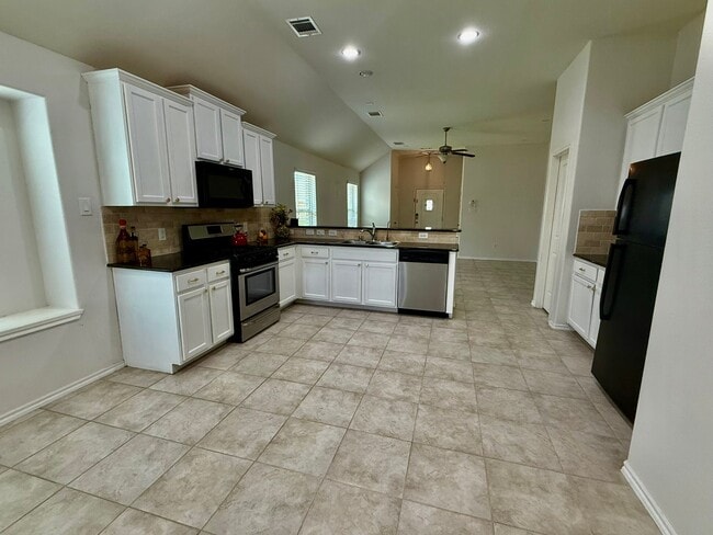 Building Photo - 3643 Goldleaf Trail Dr