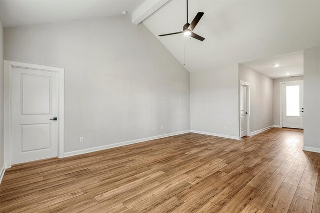 Building Photo - 15671 Honey Cv Dr