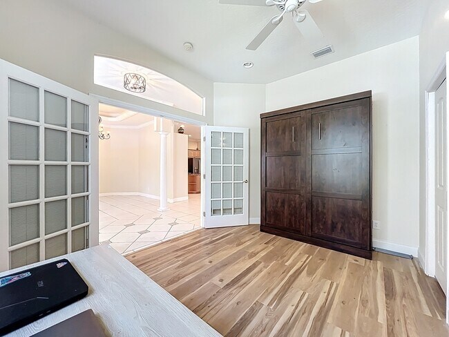 Building Photo - 4361 Davidia Dr