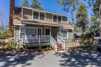Building Photo - Cozy 3 Bedroom Home in Big Bear Lake