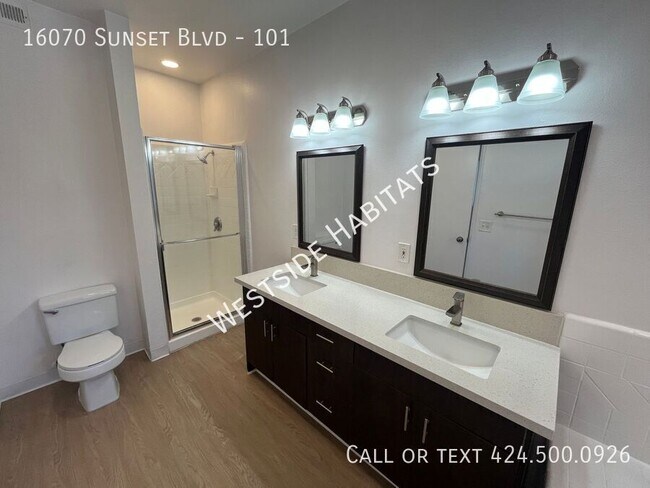 Building Photo - 16070 Sunset Blvd