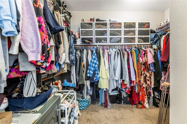 Building Photo - 9248 Evergreen Canyon Dr