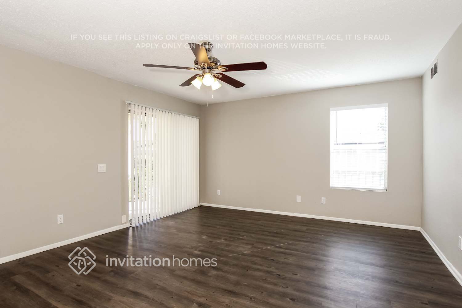 Building Photo - 10115 W Sells Dr