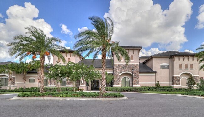 Building Photo - 30788 Lindentree Dr