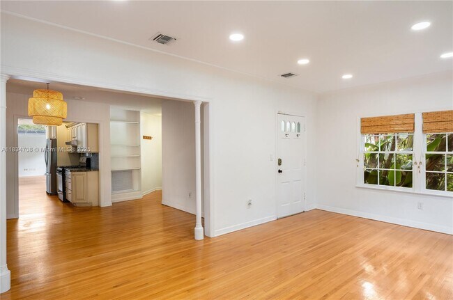 Building Photo - 4001 Hardie Ave