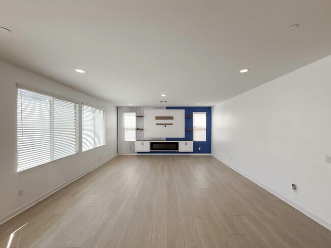 Building Photo - Newer Construction, Exquisite 4 Bedroom + ...