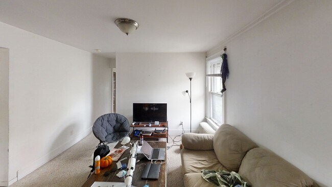 Building Photo - 500 Catherine St