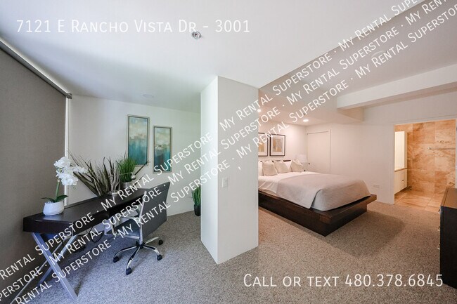 Building Photo - 7121 E Rancho Vista Dr
