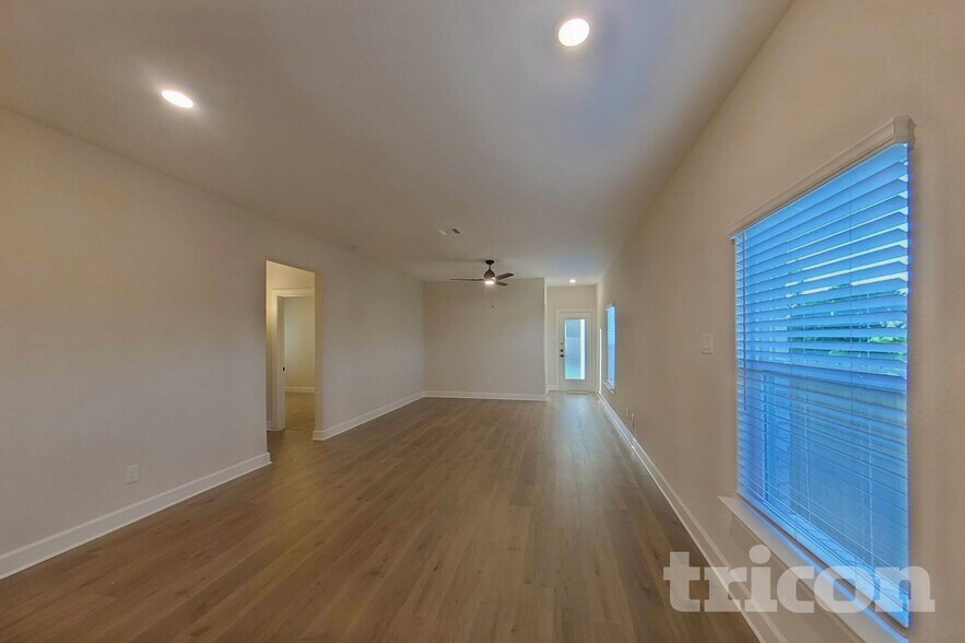 Building Photo - 1105 Butler Ave