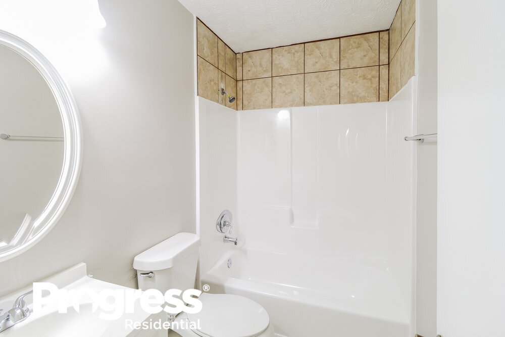 Building Photo - 6875 Fielder Ct