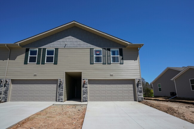 Building Photo - 639 McKay Way