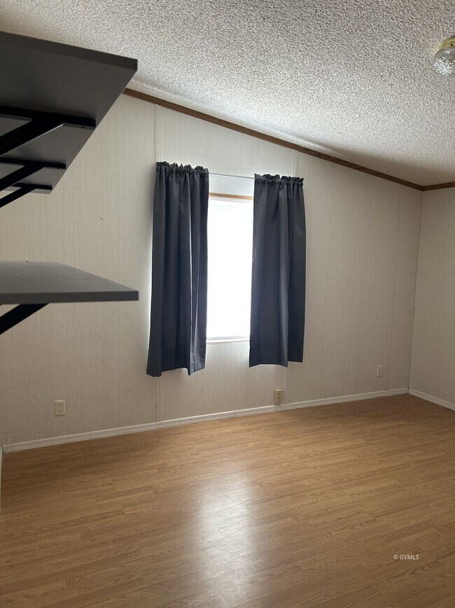 Building Photo - 1805 Desert Tortoise Rd