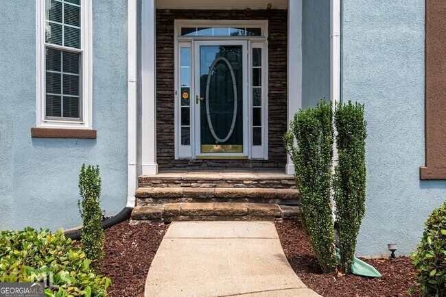 Building Photo - 225 Heritage Lake Dr