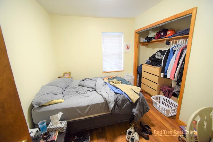 Building Photo - 551 Washington St