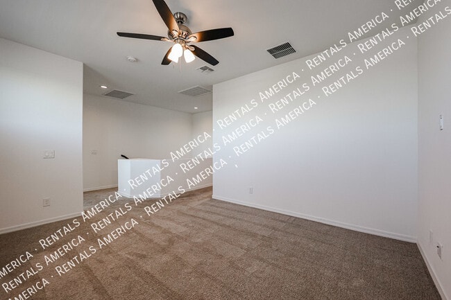 Building Photo - 5509 N 108th Ave