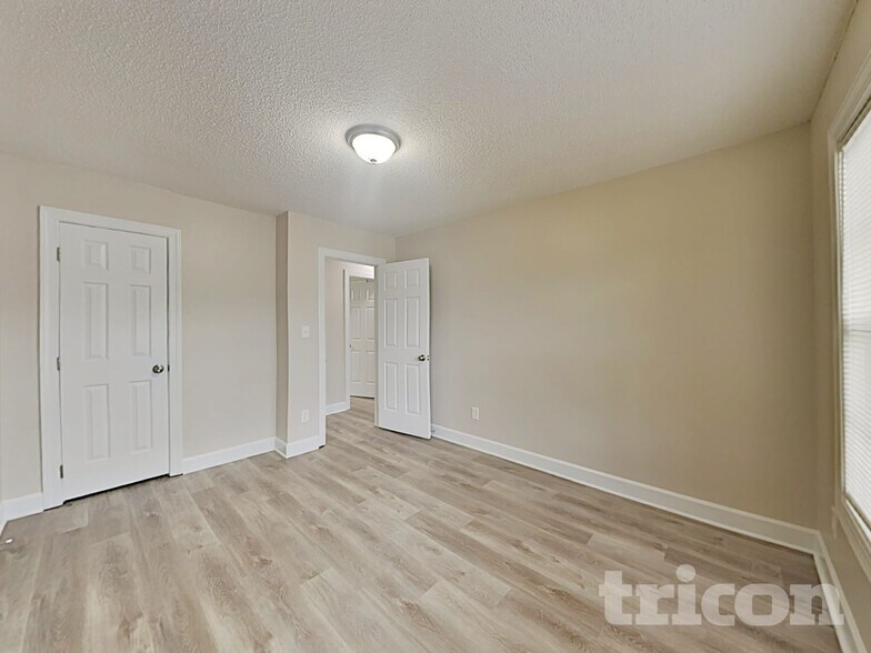 Building Photo - 812 Danley Ln