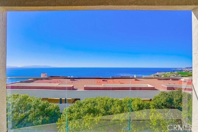 Building Photo - 3200 La Rotonda Dr
